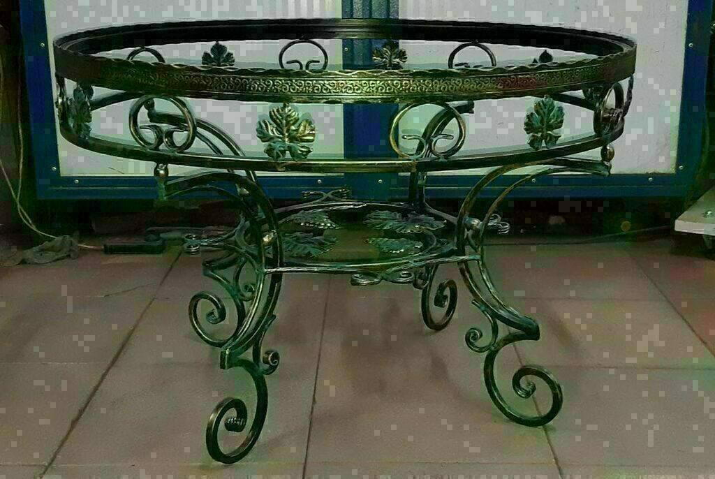 Стол